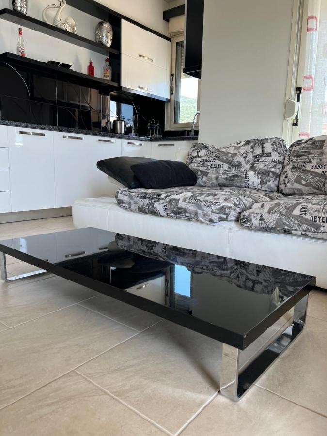 Marina House Διαμέρισμα Vlorë Εξωτερικό φωτογραφία